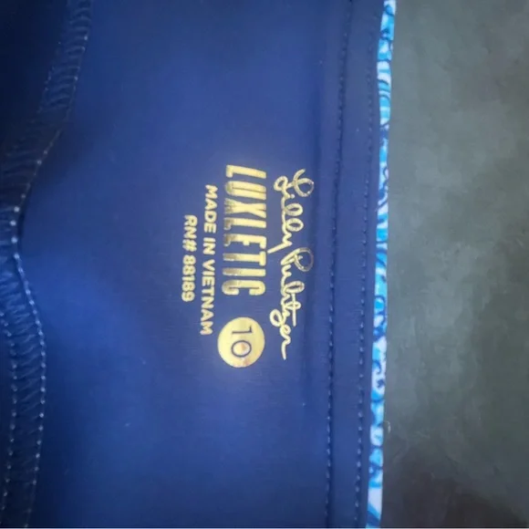 Lilly Pulitzer skort - Picture 4 of 6